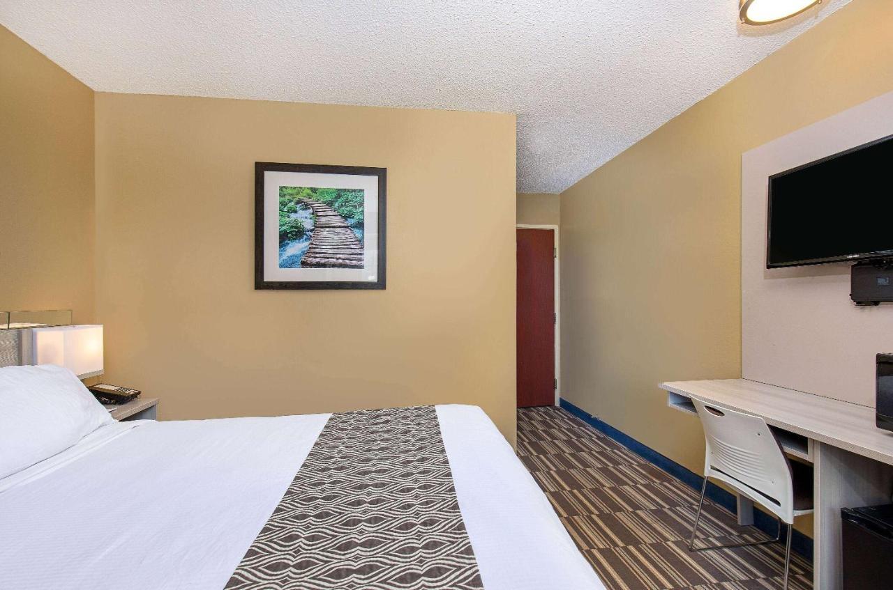 Microtel & By Wyndham Dry Ridge